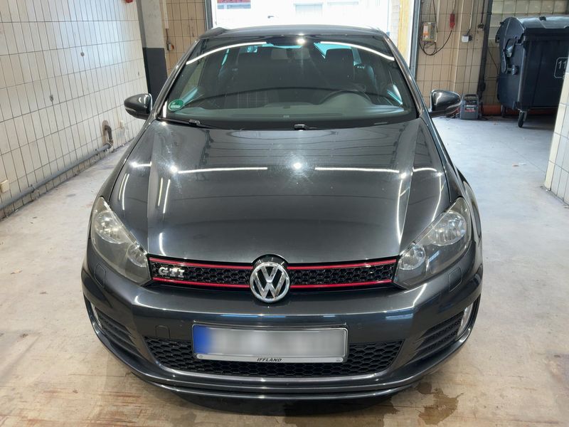 Volkswagen Golf VI 2.0 TSI GTI 2009 – снимка 14