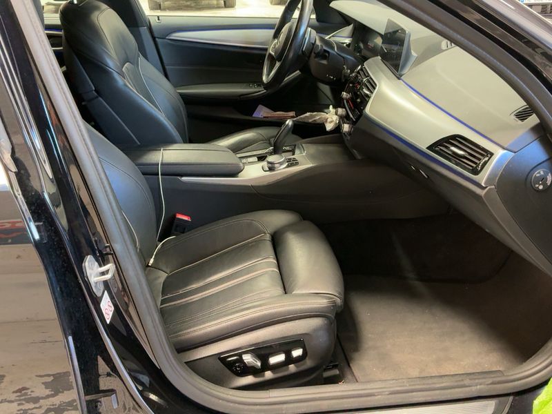 BMW 5er 520i M Sport 2018 – снимка 16
