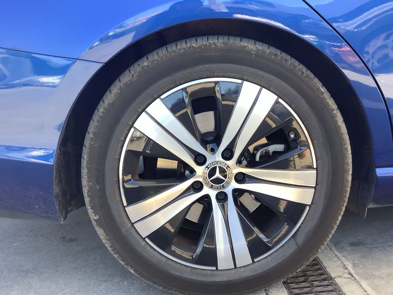 Mercedes-Benz C-Klasse C 220 d Mild-Hybrid Avantgarde 2023 – снимка 9