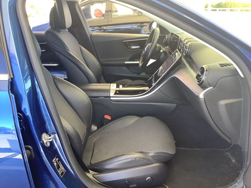 Mercedes-Benz C-Klasse C 220 d Mild-Hybrid Avantgarde 2023 – снимка 16