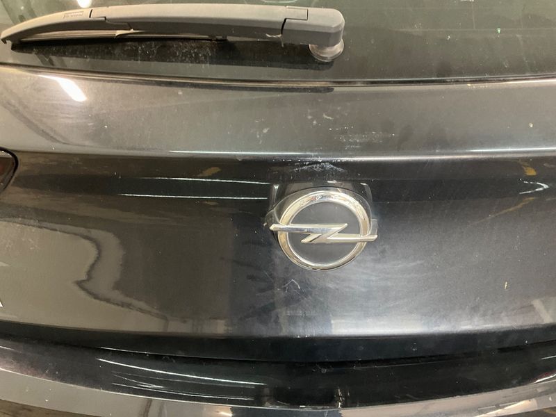 Opel Astra 1.4 SIDI Turbo Innovation Start&Stop 2015 – снимка 31