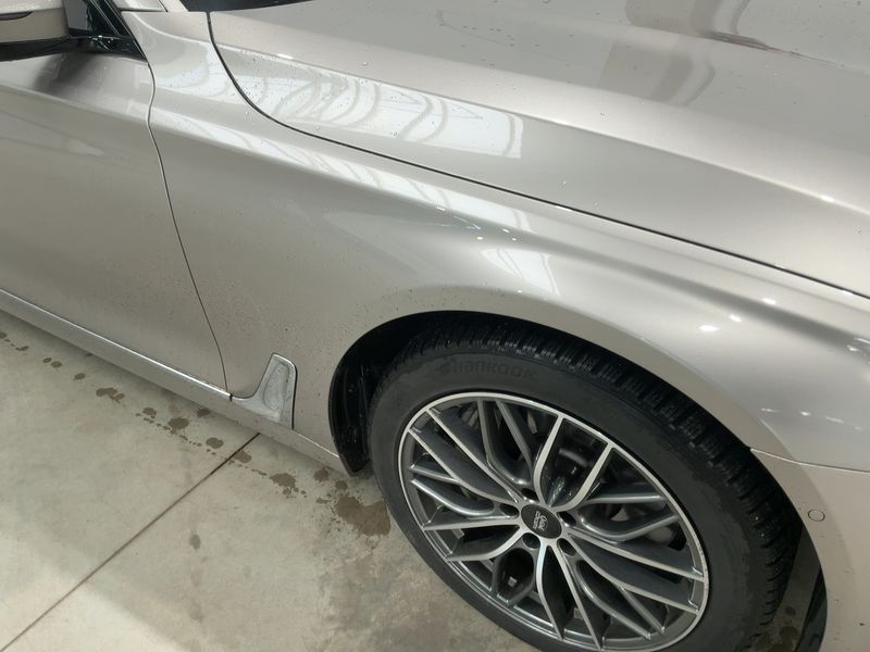 BMW 7er 750i xDrive 2017 – снимка 12