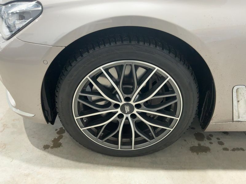 BMW 7er 750i xDrive 2017 – снимка 3