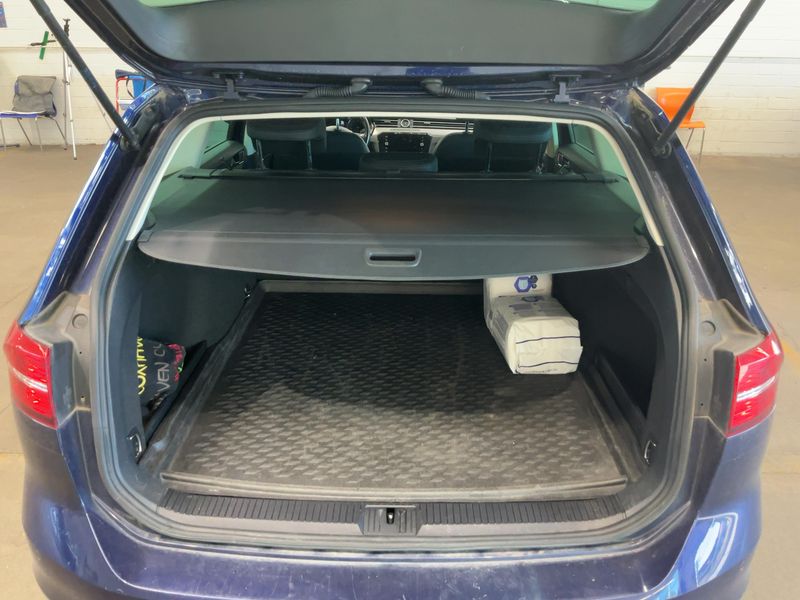 Volkswagen Passat 2.0 TDI Highline BlueMotion Tech 2018 – снимка 15