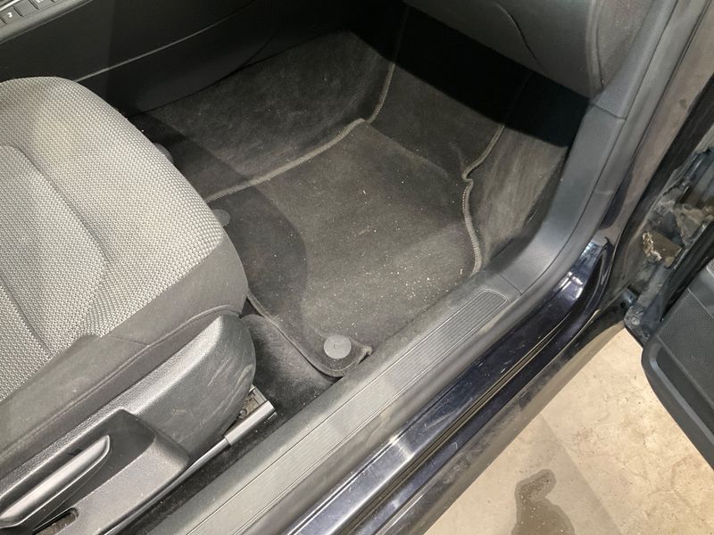 Volkswagen Passat 2.0 TDI Comfortline BlueMotion Tech 2012 – снимка 35