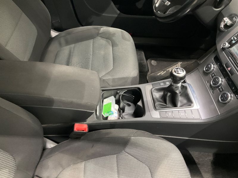 Volkswagen Passat 2.0 TDI Comfortline BlueMotion Tech 2012 – снимка 36