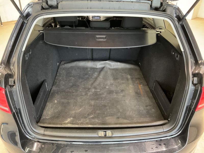 Volkswagen Passat 2.0 TDI Comfortline BlueMotion Tech 2012 – снимка 33