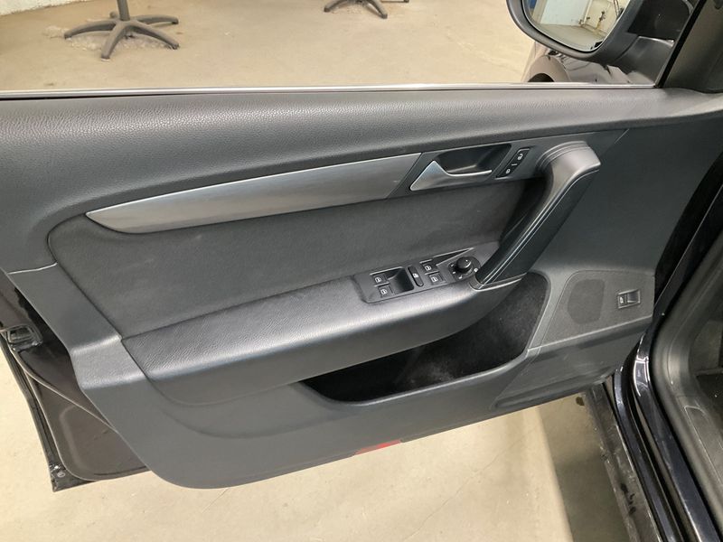 Volkswagen Passat 2.0 TDI Comfortline BlueMotion Tech 2012 – снимка 41
