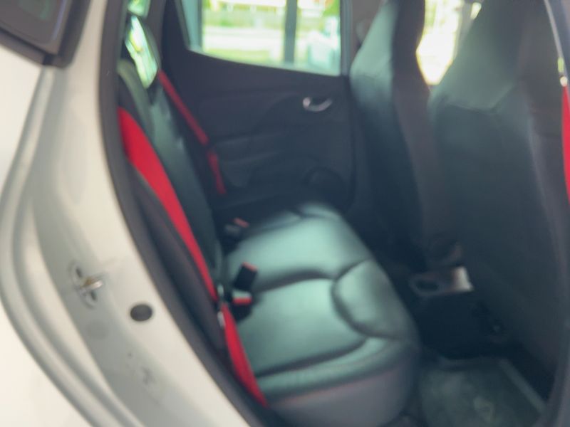 Renault Clio 1.6 TCe Renault Sport Trophy 2015 – снимка 19