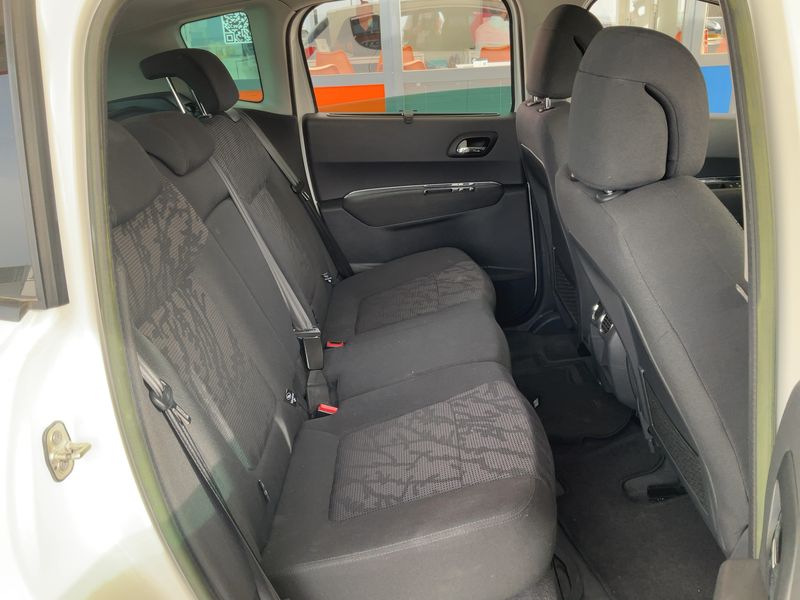 Peugeot 3008 1.6 HDi Allure 2012 – снимка 19