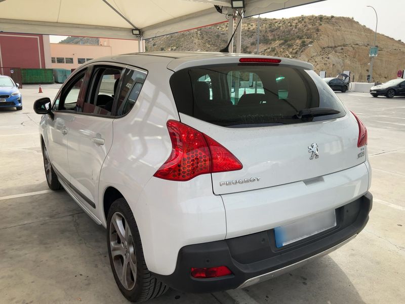 Peugeot 3008 1.6 HDi Allure 2012 – снимка 6