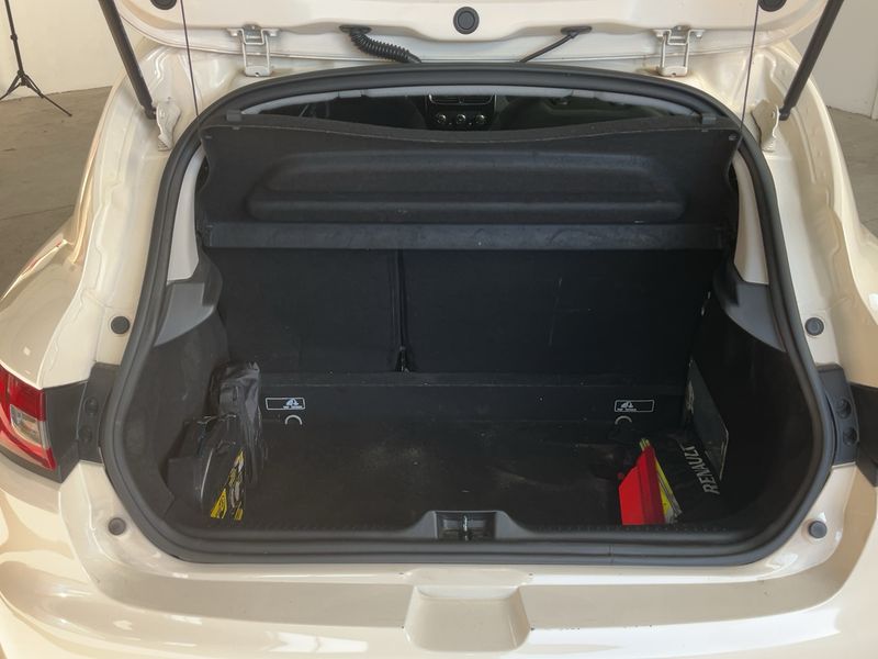 Renault Clio 0.9 TCe Energy Benzin / LPG Life 2017 – снимка 15