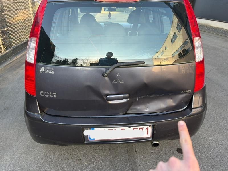 Mitsubishi Colt 1.5 DI-D Inform 2007 – снимка 21