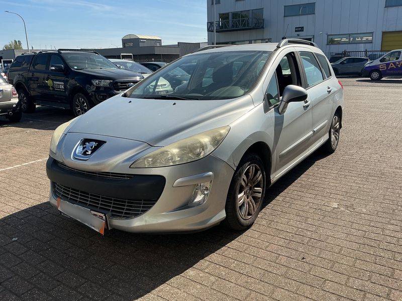 Peugeot 308 1.6 Tecno Style 2011 – снимка 1