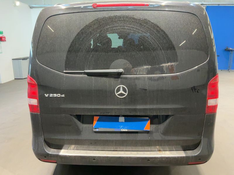 Mercedes-Benz V-Klasse V 250 d lang BlueTEC Edition 2015 – снимка 7