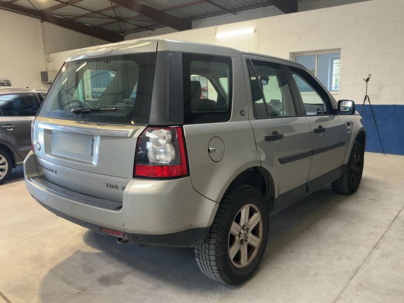 Land Rover Freelander 2.2 Td4 S 2011 – снимка 8