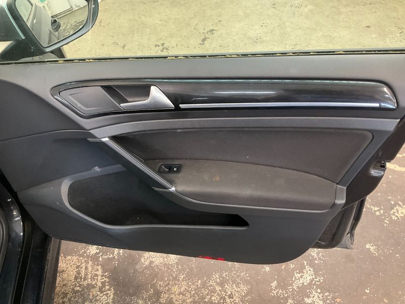 Volkswagen Golf VII 2.0 TDI GTD BlueMotion Tech 2015 – снимка 34