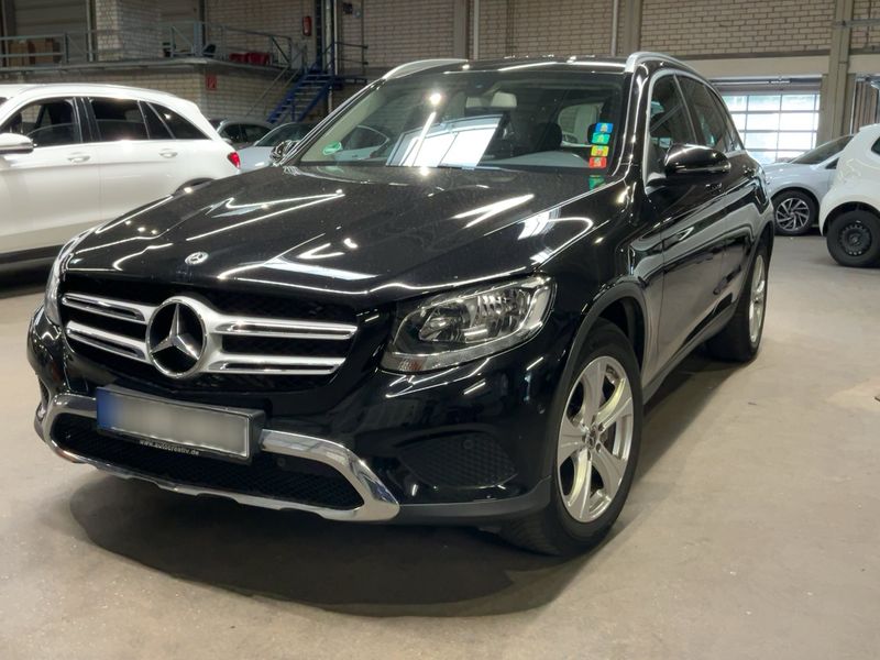 Mercedes-Benz GLC-Klasse GLC 220 4Matic Exclusive 2017 – снимка 1