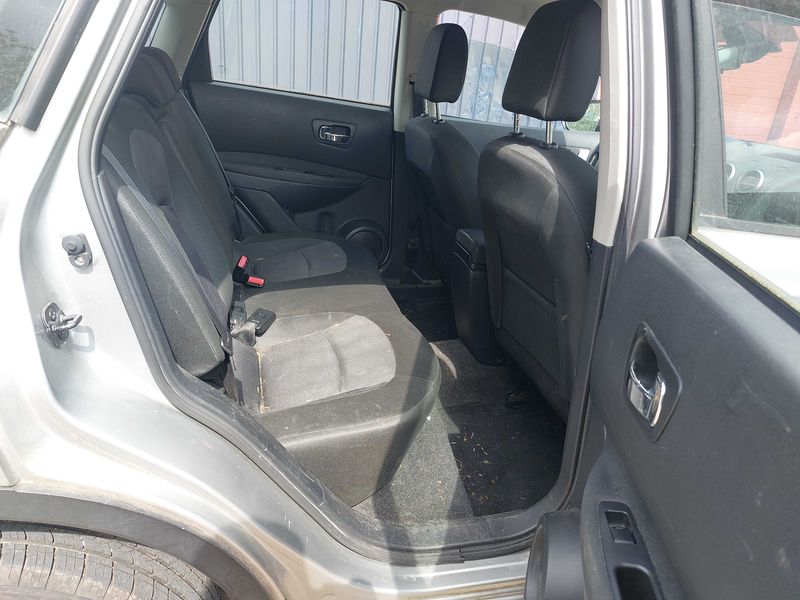 Nissan Qashqai 2.0 Acenta 2012 – снимка 13