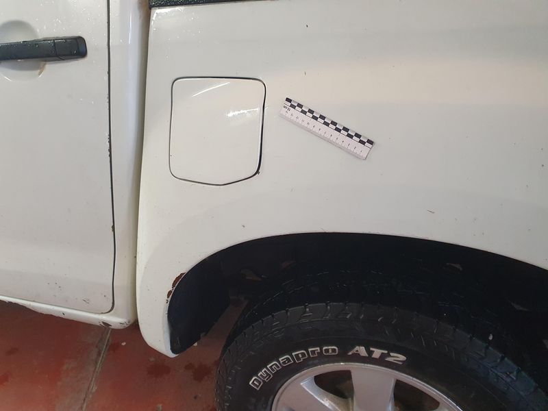 Isuzu D-MAX 2.5 Twin Turbodiesel Double Cab Basis 4WD 2016 – снимка 37