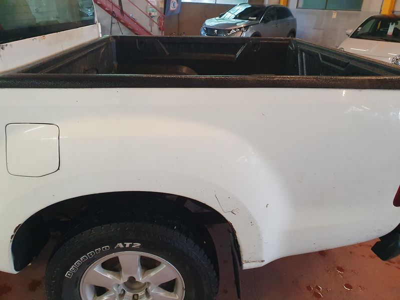 Isuzu D-MAX 2.5 Twin Turbodiesel Double Cab Basis 4WD 2016 – снимка 35