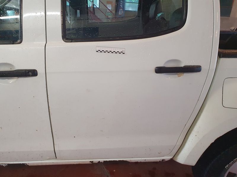 Isuzu D-MAX 2.5 Twin Turbodiesel Double Cab Basis 4WD 2016 – снимка 27