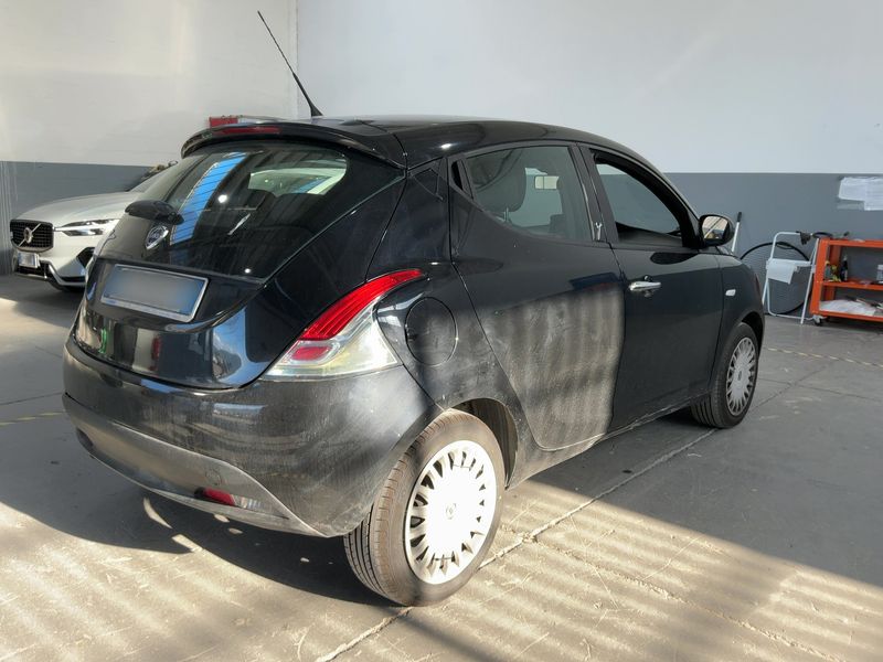 Lancia Ypsilon 1.2 Gold 2013 – снимка 8