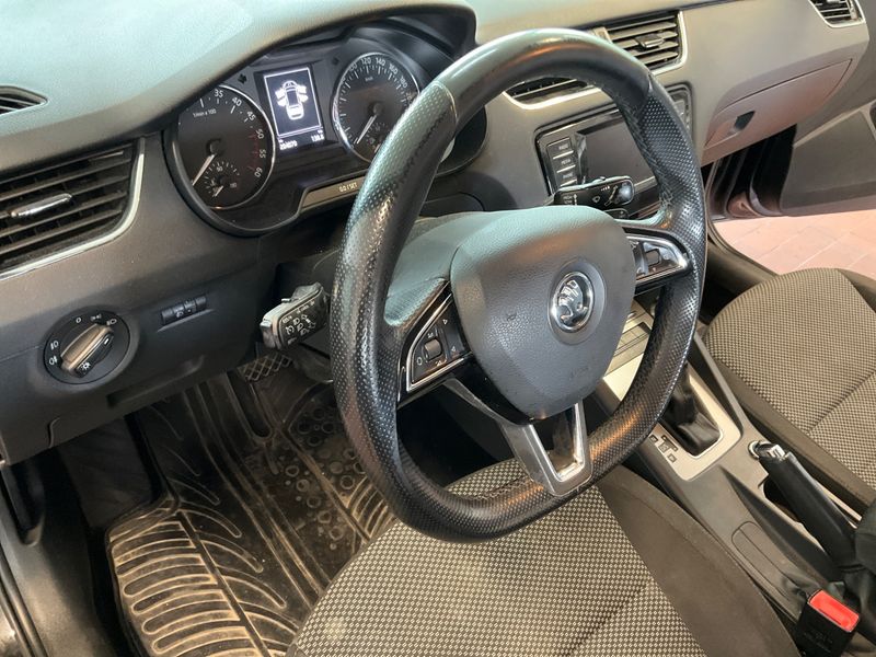 Skoda Octavia 2.0 TDI Ambition 2014 – снимка 38