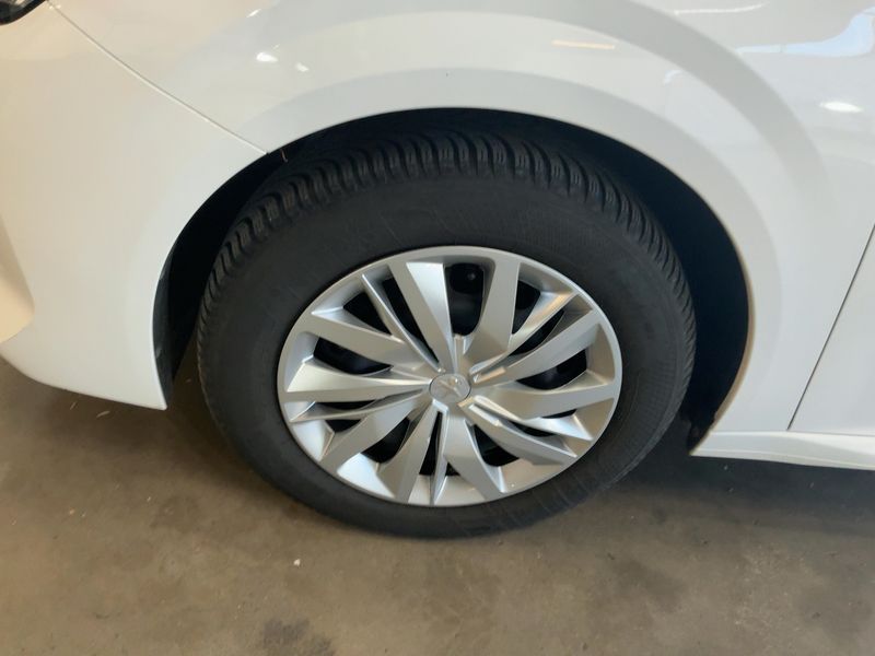 Peugeot 208 1.5 Blue-HDi Like 2022 – снимка 3