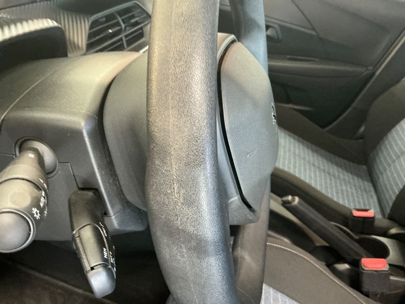 Peugeot 208 1.5 Blue-HDi Like 2022 – снимка 28