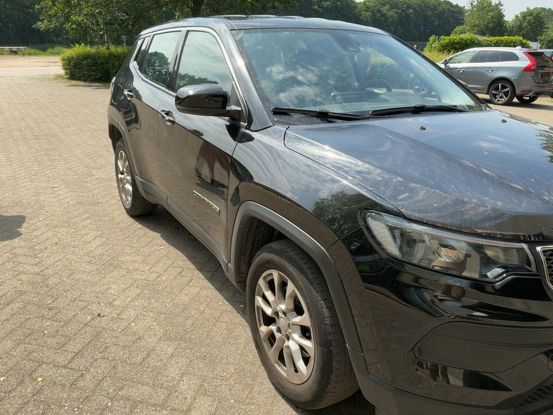 Jeep Compass 1.5 GSE T4 e-Hybrid Night Eagle FWD 2022 – снимка 12