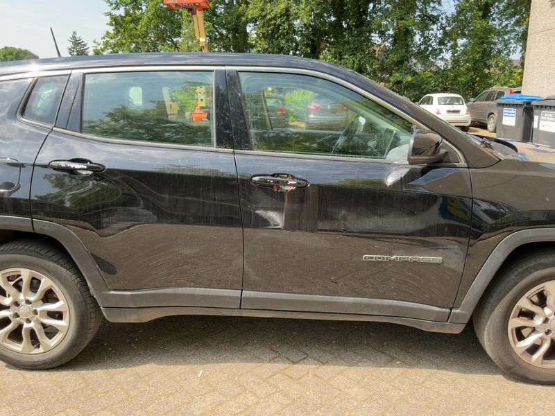 Jeep Compass 1.5 GSE T4 e-Hybrid Night Eagle FWD 2022 – снимка 10