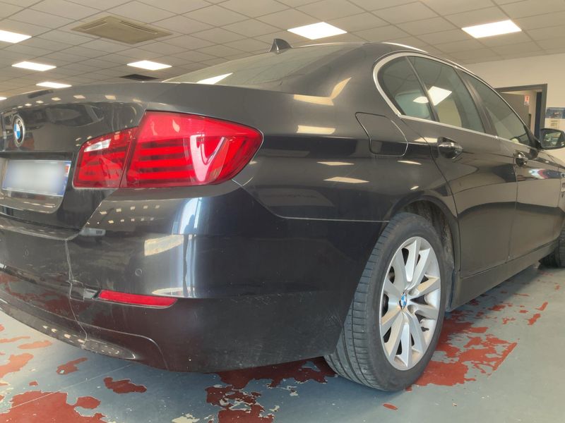 BMW 5er 520d Luxe 2011 – снимка 8