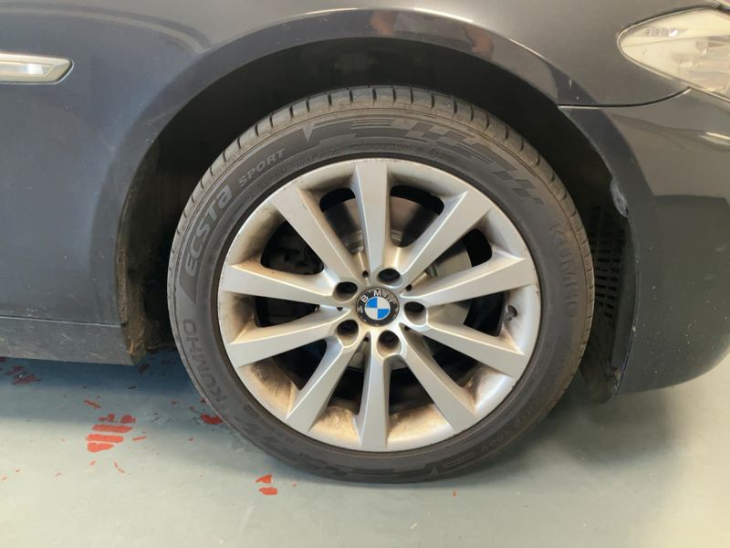 BMW 5er 520d Luxe 2011 – снимка 21