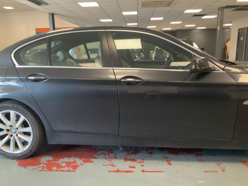 BMW 5er 520d Luxe 2011 – снимка 10