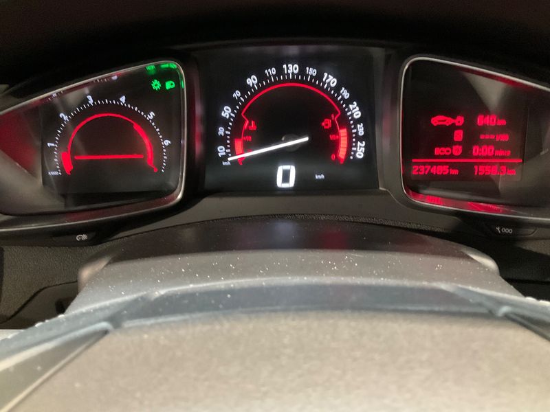Citroen DS5 1.6 Blue-HDi SoChic 2013 – снимка 18