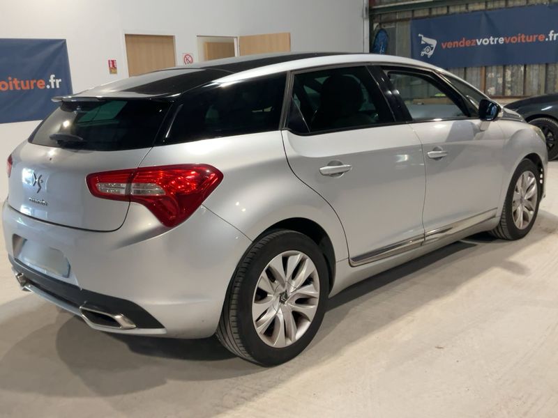 Citroen DS5 1.6 Blue-HDi SoChic 2013 – снимка 8