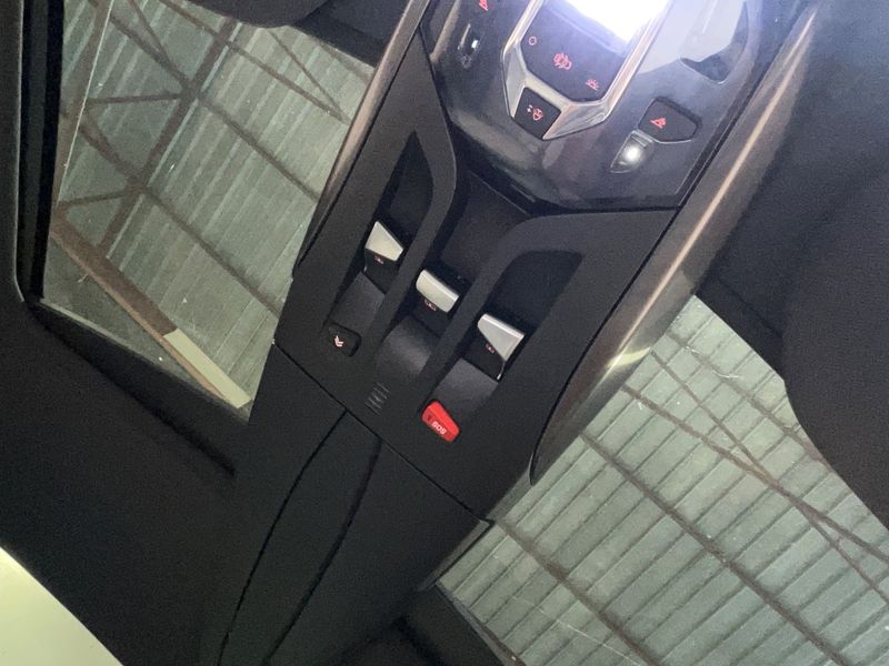 Citroen DS5 1.6 Blue-HDi SoChic 2013 – снимка 39