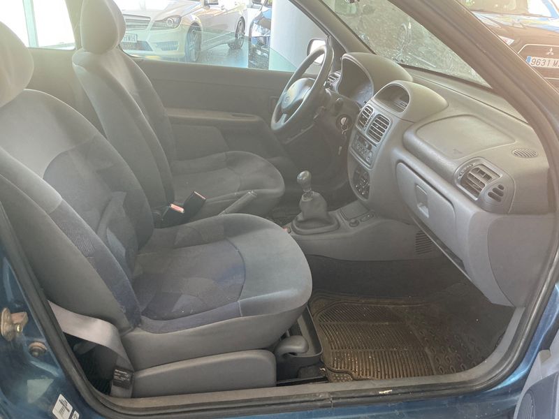 Renault Clio 1.2 Alizé 2001 – снимка 3