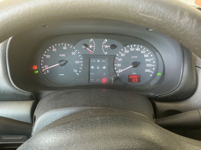 Renault Clio 1.2 Alizé 2001 – снимка 4