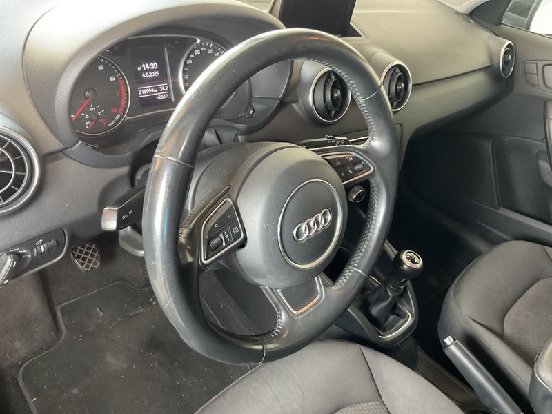 Audi A1 Sportback 1.0 TFSI 2016 – снимка 24