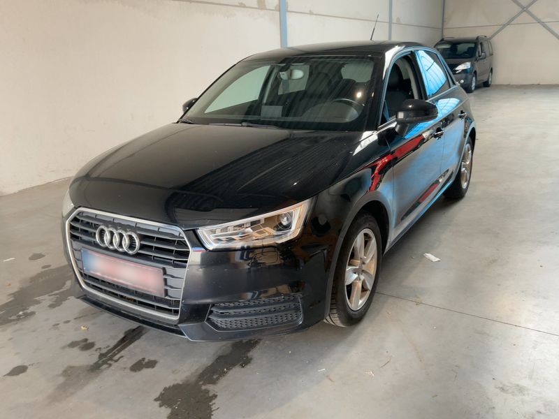 Audi A1 Sportback 1.0 TFSI 2016 – снимка 1
