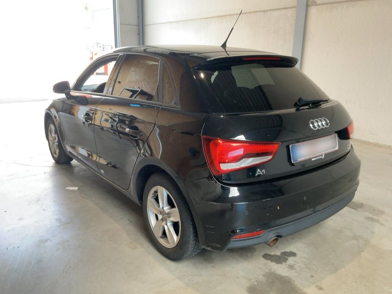 Audi A1 Sportback 1.0 TFSI 2016 – снимка 6