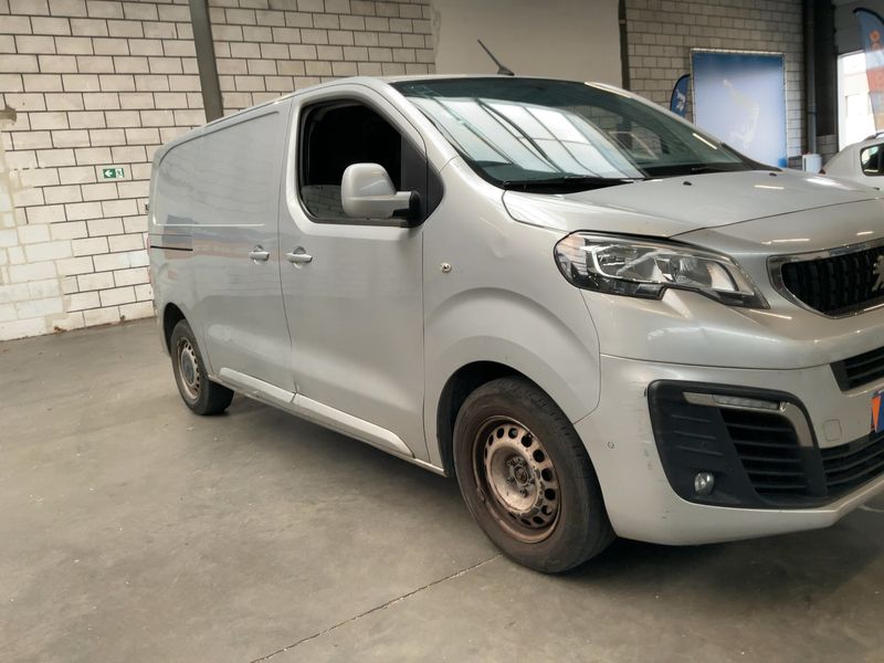 Peugeot Expert 2.0 Blue-HDi Premium L2 2016 – снимка 12
