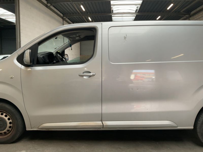 Peugeot Expert 2.0 Blue-HDi Premium L2 2016 – снимка 4