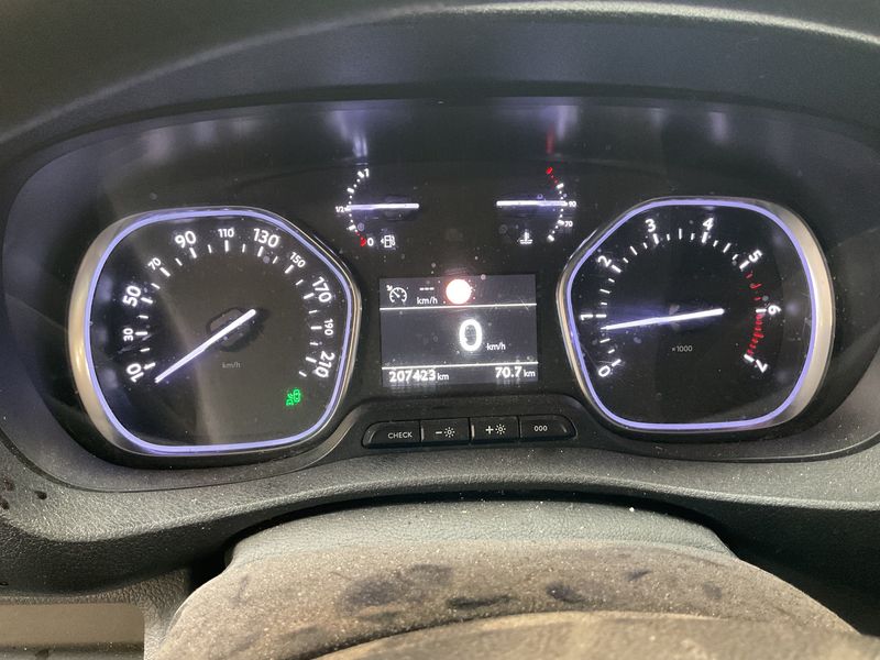 Peugeot Expert 2.0 Blue-HDi Premium L2 2016 – снимка 18