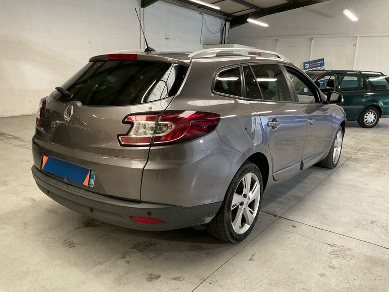 Renault Megane 1.2 Limited 2014 – снимка 2