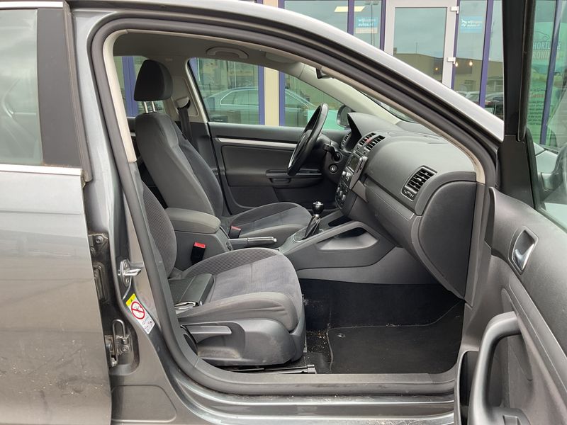 Volkswagen Jetta 1.6 FSI Comfortline 2007 – снимка 3