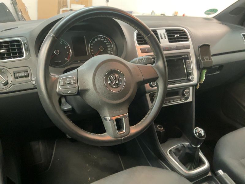 Volkswagen Polo 1.2 TSI Black Edition 2013 – снимка 18