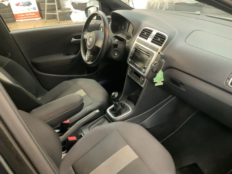 Volkswagen Polo 1.2 TSI Black Edition 2013 – снимка 17